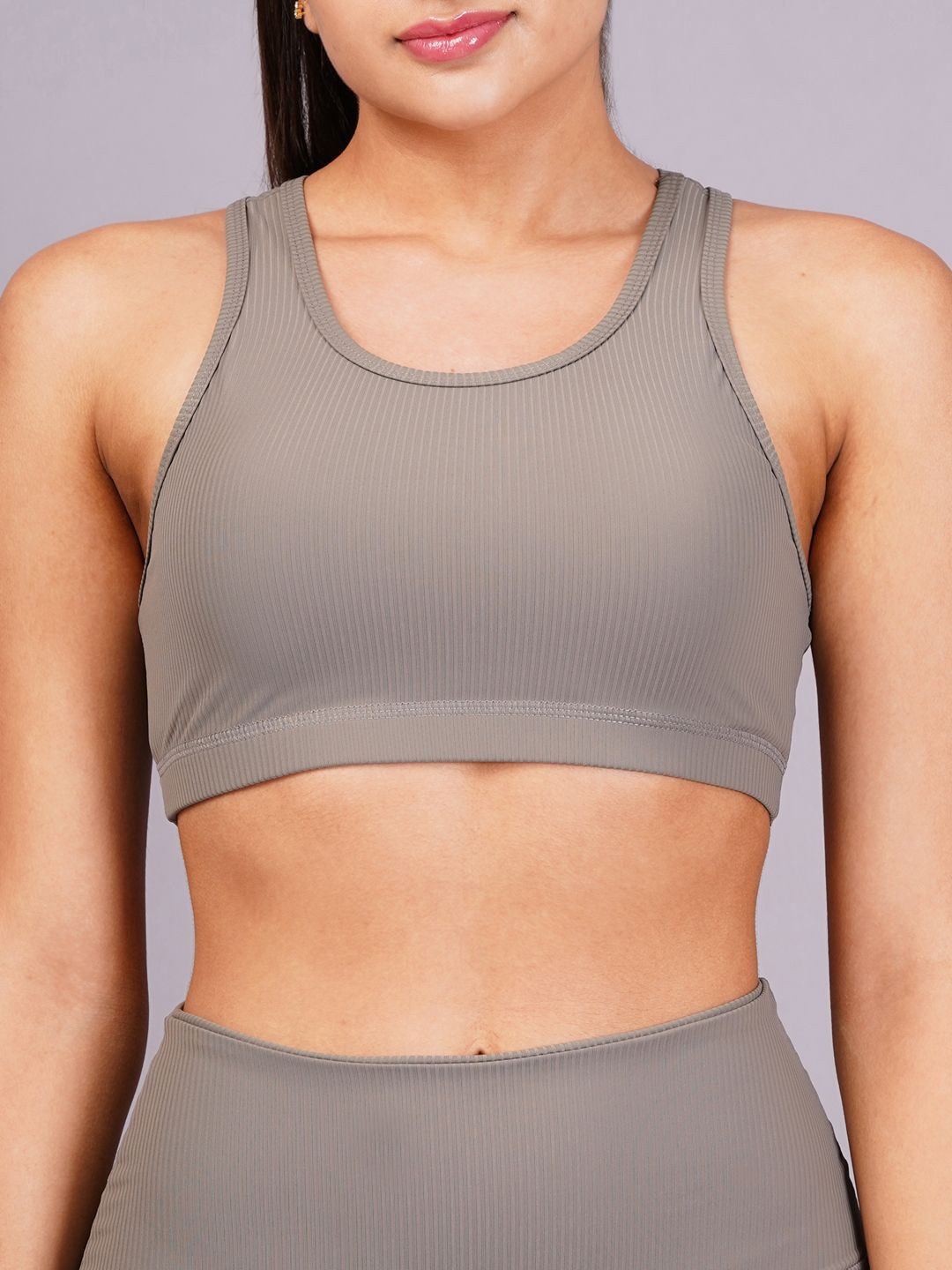 Round Neck Sleeveless Bra With High-Rise Tights